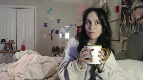 Snapshot of glitterspace chatting on 03.04.26 anna online show from 03.04.26