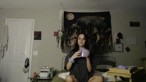 Snapshot of glitterspace chatting on 04.03.26 anna online show from 04.03.26