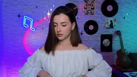 Snapshot of glo_lo chatting on 12.06.24 Bye everybody Ill be online Monday December 2nd Saturday and Sunday off online show from 12.06.24