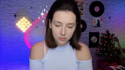 Snapshot of glo_lo chatting on 12.11.24 Bye everybody Ill be online Monday December 2nd Saturday and Sunday off online show from 12.11.24