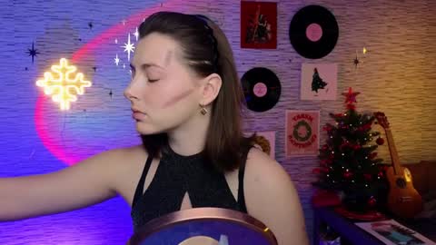 Snapshot of glo_lo chatting on 12.20.24 Bye everybody Ill be online Monday December 2nd Saturday and Sunday off online show from 12.20.24