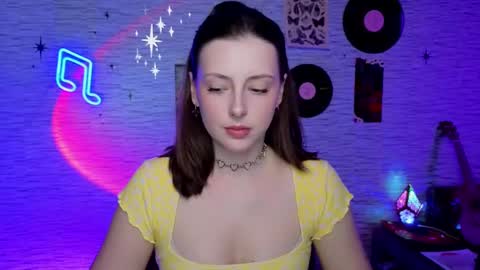 Snapshot of glo_lo chatting on 02.26.25 Bye everybody Ill be online Monday December 2nd Saturday and Sunday off online show from 02.26.25