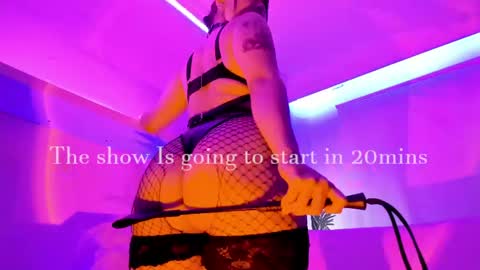 Mimi online show from 04.24.26