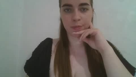 Snapshot of gloria954807 chatting on 05.21.26 gloria954807 online show from 05.21.26