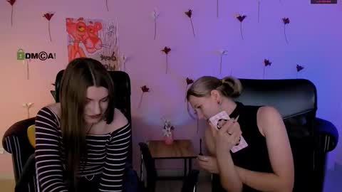 Snapshot of gloria_bubble chatting on 02.14.26 your dream online show from 02.14.26