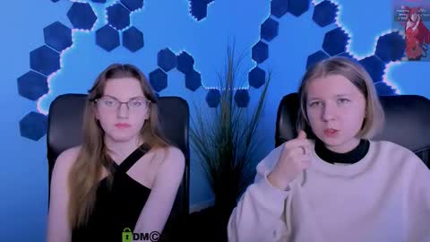 Snapshot of gloria_bubble chatting on 02.17.26 your dream online show from 02.17.26