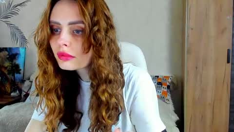 Gloria Wood online show from 05.03.26