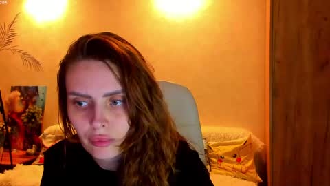 Gloria Wood online show from 05.08.26