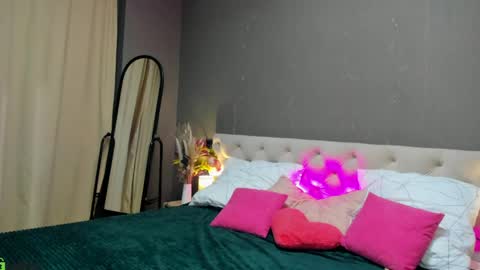 gloriaa_scott online show from 05.05.26