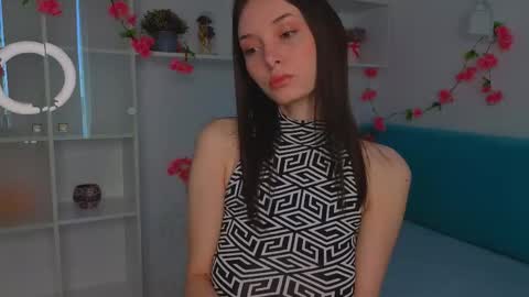 Mia online show from 05.24.26