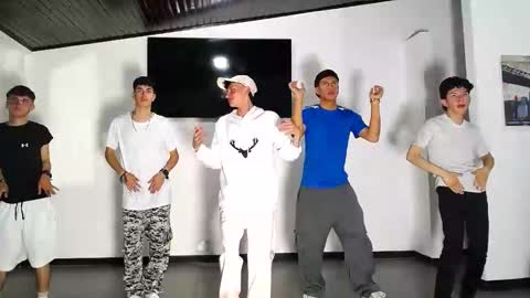 THOMAS AND DAMIAND online show from 09.19.25