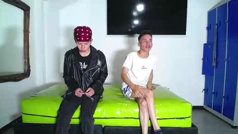 THOMAS AND DAMIAND online show from 11.08.25