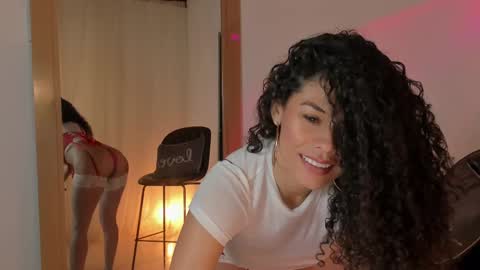 Snapshot of goddes_helena chatting on 02.18.25 Elena online show from 02.18.25