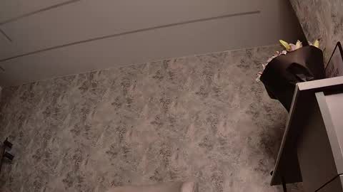 Snapshot of goddess_elizabeth chatting on 05.30.26 Goddess Elizabeth NO NUDE femdom online show from 05.30.26