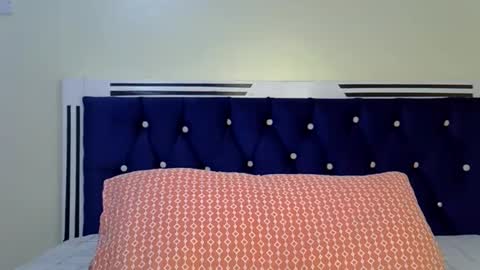 Snapshot of goddess_nanaya chatting on 10.04.25 Goddess nanaya online show from 10.04.25