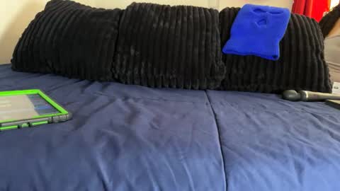 Snapshot of goddessbaddies25 chatting on 02.01.26 Goddess online show from 02.01.26