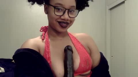 Snapshot of goddessdaisysky chatting on 12.21.25 Goddess Daisy Sky online show from 12.21.25