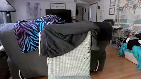 Snapshot of goddessdeezy chatting on 03.06.25 goddessdeezy online show from 03.06.25