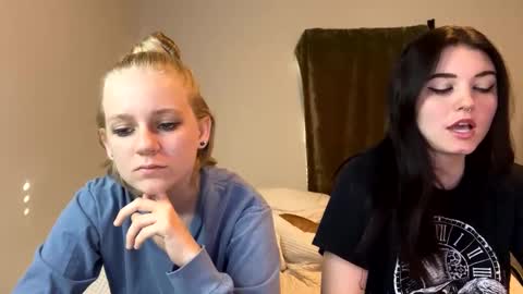 Snapshot of goddessfeyaa chatting on 12.06.24 feyaa22 online show from 12.06.24