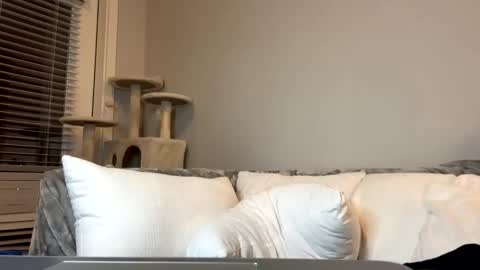 Snapshot of goddessfeyaa chatting on 12.10.24 feyaa22 online show from 12.10.24