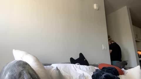 Snapshot of goddessfeyaa chatting on 12.12.24 feyaa22 online show from 12.12.24