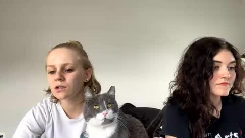 Snapshot of goddessfeyaa chatting on 01.08.25 feyaa22 online show from 01.08.25