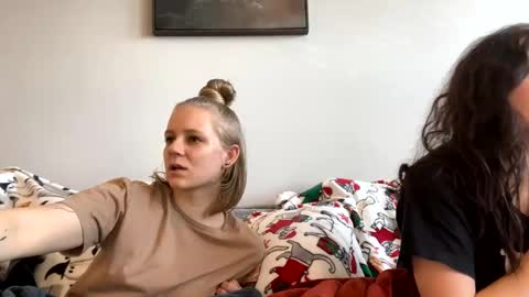 Snapshot of goddessfeyaa chatting on 02.09.25 feyaa22 online show from 02.09.25