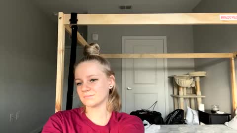 Snapshot of goddessfeyaa chatting on 02.11.25 feyaa22 online show from 02.11.25