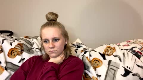 Snapshot of goddessfeyaa chatting on 02.12.25 feyaa22 online show from 02.12.25