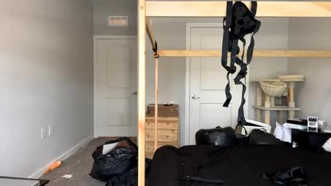 Snapshot of goddessfeyaa chatting on 02.25.25 feyaa22 online show from 02.25.25