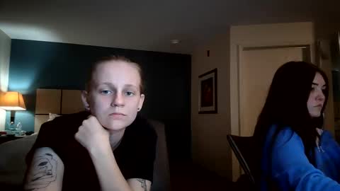 Snapshot of goddessfeyaa chatting on 10.17.25 feyaa22 online show from 10.17.25