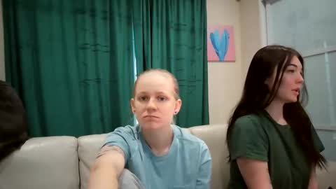 Snapshot of goddessfeyaa chatting on 02.11.26 feyaa22 online show from 02.11.26