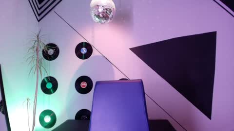Julieta online show from 05.03.26
