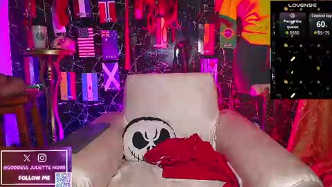 Snapshot of goddessjuliettenoiir chatting on 07.01.26 Goddes Juliette Noiir online show from 07.01.26