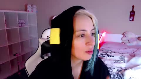 Snapshot of goddesslilith chatting on 01.11.25 Goddess Lilith - 111 tks to PM online show from 01.11.25