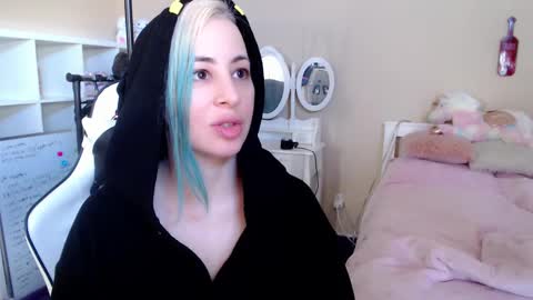 Snapshot of goddesslilith chatting on 01.20.25 Goddess Lilith - 111 tks to PM online show from 01.20.25