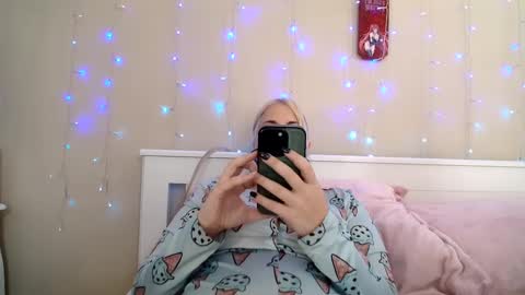 Snapshot of goddesslilith chatting on 10.09.25 Goddess Lilith - 111 tks to PM online show from 10.09.25