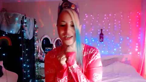 Snapshot of goddesslilith chatting on 10.29.25 Goddess Lilith - 111 tks to PM online show from 10.29.25