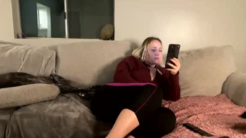 Snapshot of goddessmayvn chatting on 02.02.25 GoddessMayvn online show from 02.02.25