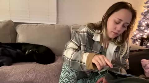 Snapshot of goddessmayvn chatting on 01.17.26 GoddessMayvn online show from 01.17.26