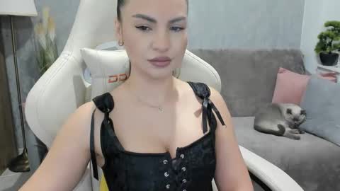 Snapshot of goddessmiaa chatting on 11.29.25 Mistress online show from 11.29.25