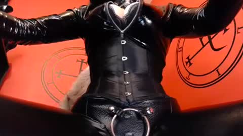 Snapshot of goddessmidnight chatting on 01.11.25 GODDESS MIDNIGHT online show from 01.11.25