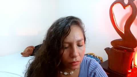  Naih Reyes online show from 12.21.24