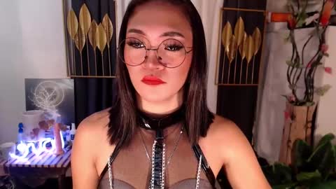 quinnie online show from 12.29.24