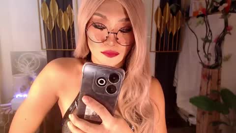 quinnie online show from 01.12.25