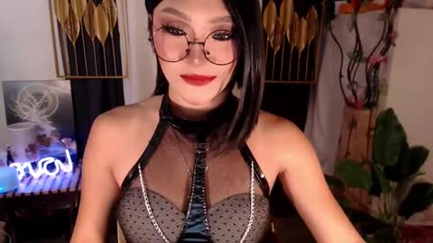 quinnie online show from 01.20.25