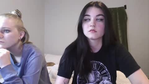 Snapshot of goddessshadowraven chatting on 12.06.24 Goddess Raven online show from 12.06.24