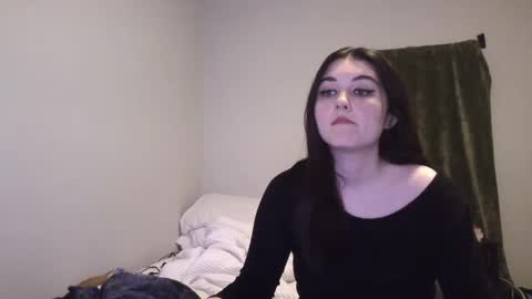 Snapshot of goddessshadowraven chatting on 12.08.24 Goddess Raven online show from 12.08.24