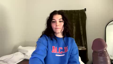 Snapshot of goddessshadowraven chatting on 12.12.24 Goddess Raven online show from 12.12.24