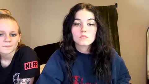 Snapshot of goddessshadowraven chatting on 12.16.24 Goddess Raven online show from 12.16.24